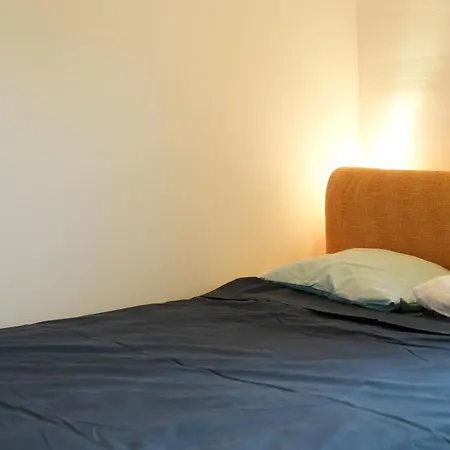 Lighthouse Apartman *