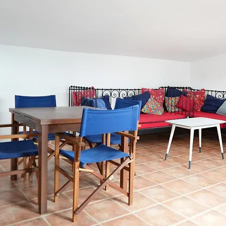 Lighthouse Apartman *