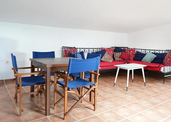 Lighthouse Apartman *